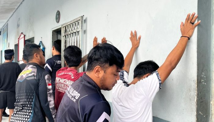 Dituding Sembunyikan Narkoba, Lapas Palopo ‘Obrak Abrik’ Kamar Tahanan