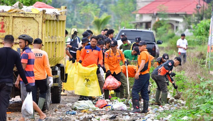 Lima Unit Mobil DLH Palopo Jadi Barang Bukti di Kejaksaan Dijadikan Alasan Sampah Menumpuk